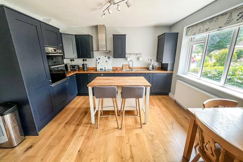 2 bedroom semi-detached bungalow for sale, Mckinnell Crescent, Hillmorton, Rugby, CV21