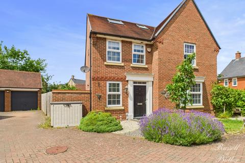 2 Butterfly Close, Buckingham, MK18 7RU