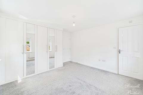 2 Butterfly Close, Buckingham, MK18 7RU
