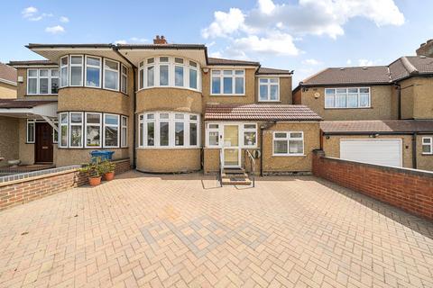 Kenton Lane, Harrow