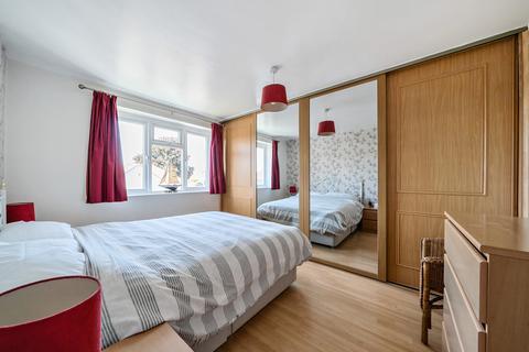 2 Hunters Close, Bristol, BS15 3EY