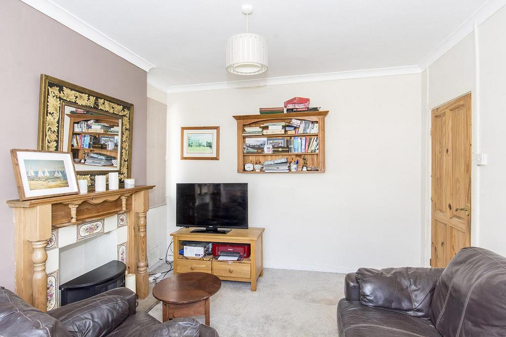 (Lounge Photo Two)