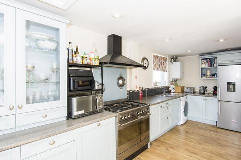 2 bedroom detached house for sale, Connaught Road, Market Harborough