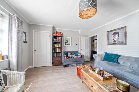 undefined, Ashford,  Surrey,  TW15