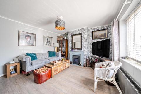 undefined, Ashford,  Surrey,  TW15