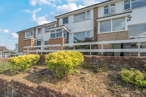 Woodcrest Walk, Surrey RH2