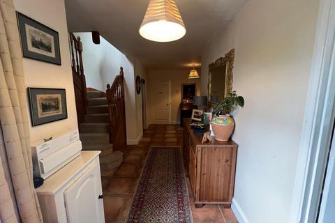 5 bedroom detached house for sale, Burton Road, Melton Mowbray