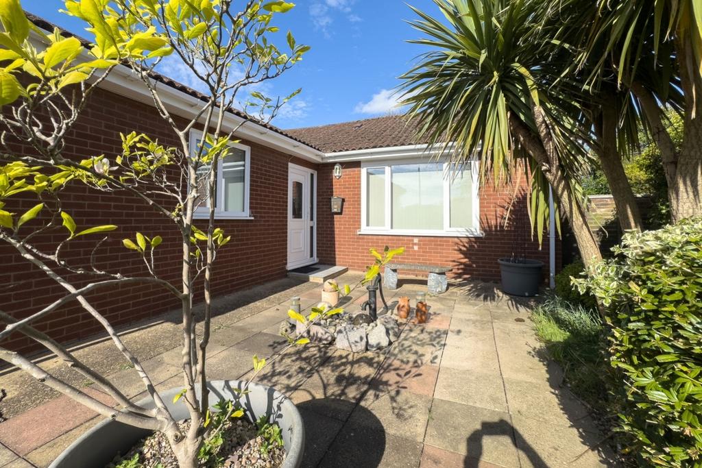 No 65 High Street Walcott 1 011