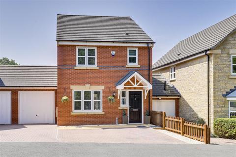 9 Bingham Close, Alfreton, DE55 7QT