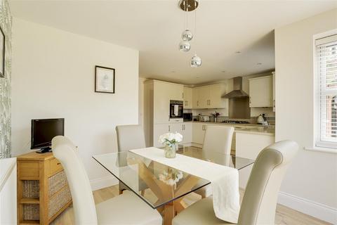9 Bingham Close, Alfreton, DE55 7QT