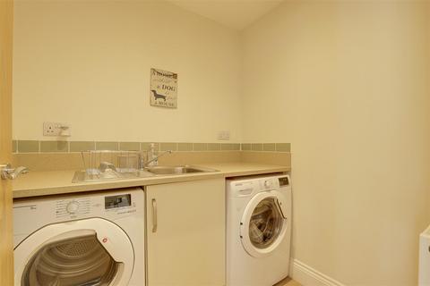 9 Bingham Close, Alfreton, DE55 7QT