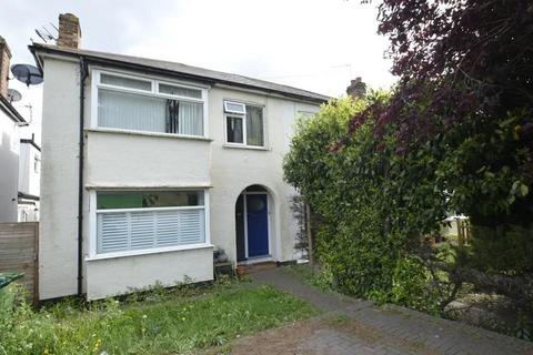 3 bedroom maisonette to rent, London Road,  Ashford,  TW15
