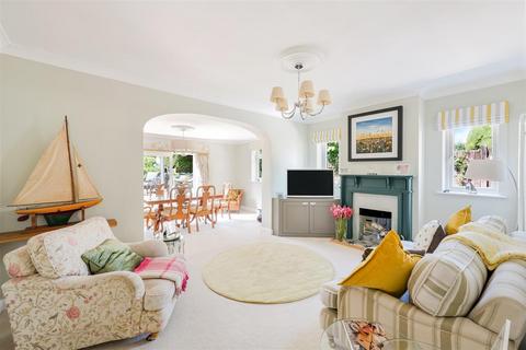 3 bedroom detached bungalow for sale, Hillside, Banstead