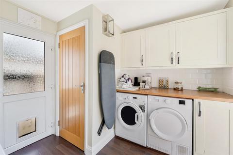 undefined, Hillside, Banstead