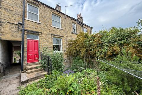 2 bedroom terraced house for sale, Concord Street, Holmfirth HD9