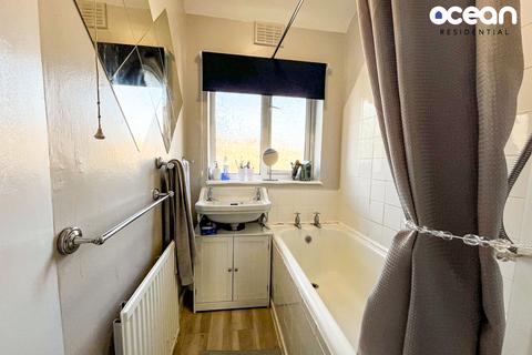 101 Bunters Avenue, Shoeburyness, Southend-on-sea, SS3 9NG