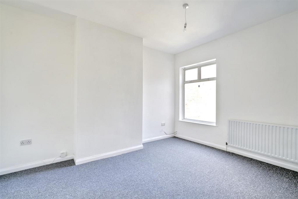 Bedroom 2.jpeg