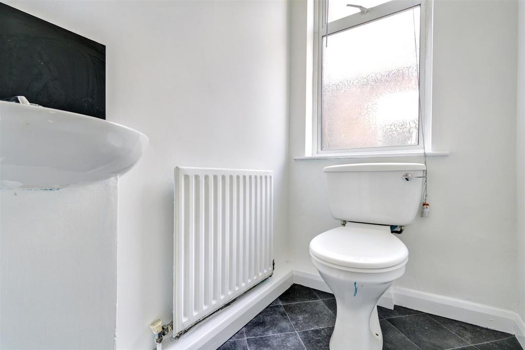 1st Floor WC.jpeg