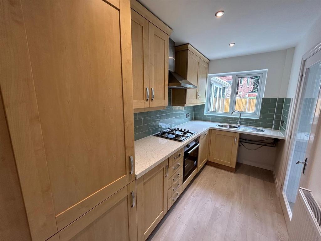 Kitchen1.jpg