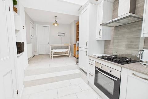 2 bedroom cottage to rent, Hill Square, Darley Abbey, Derby, Derbyshire, DE22 1DW