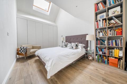 2 bedroom flat for sale, Westminster Bridge Road, London, SE1