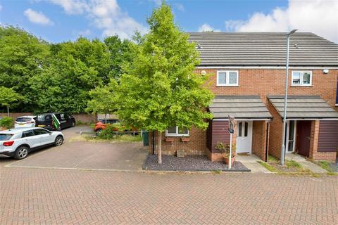 3 bedroom semi-detached house for sale, Russell Close, Basildon, Essex