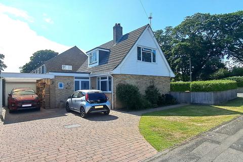 3 bedroom chalet for sale - Branksome Close New Milton Hampshire BH25 6BQ