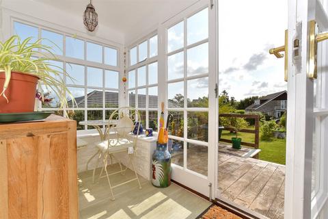 3 bedroom chalet for sale, Westfield Park, Ryde, Isle of Wight