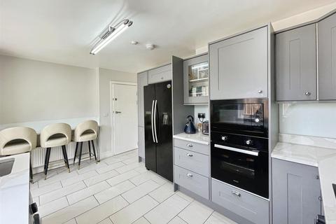 undefined, Spring Wood Gardens, Bradford BD5