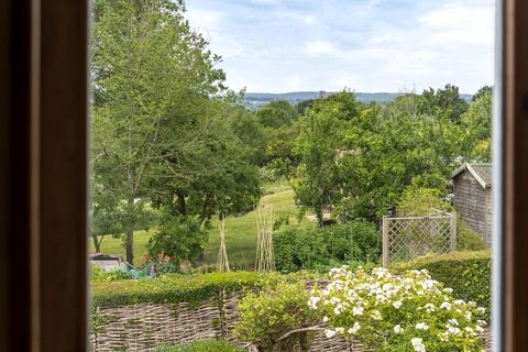 2 bedroom end of terrace house for sale, One Tree Hill Road, Guildford, Surrey, GU4