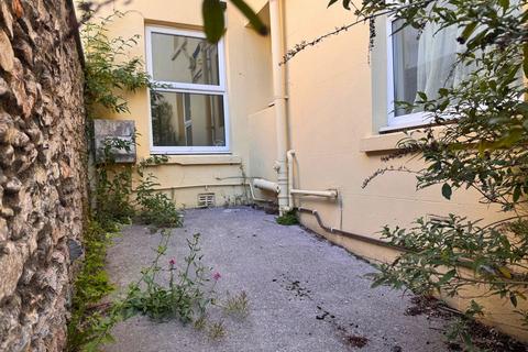 Ground Floor Flat, 75 Stuart Road, Plymouth, PL1 5LW