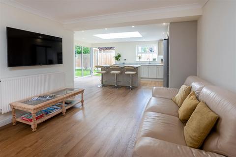 4 bedroom detached house for sale, Hawthorn Way, Shipston-on-Stour