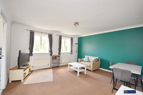 1 bedroom flat for sale, Coopers Court, Gidea Park, Romford, RM2