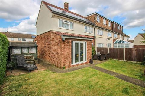 2 bedroom end of terrace house for sale, Cornwall Road, Pilgrims Hatch, Brentwood