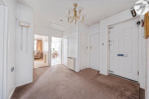 2 bedroom bungalow for sale, Mounts Road, Greenhithe, Kent, DA9