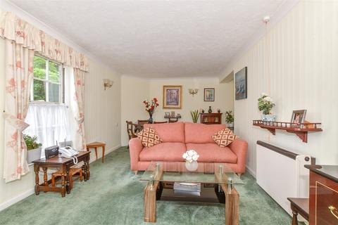 2 bedroom ground floor flat for sale, The Causeway, Canterbury, Kent