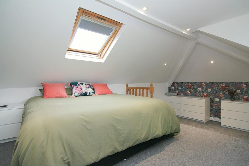 Bedroom / dressing area