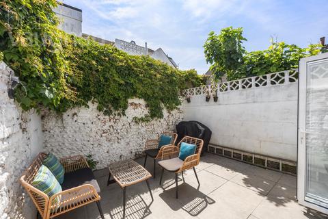 undefined, Spring Street, Brighton, BN1