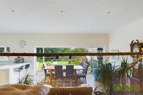 5 bedroom detached house for sale, Whistler Close, Hastings