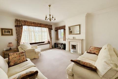 3 bedroom detached house for sale, Towngate, Scholes, BD19