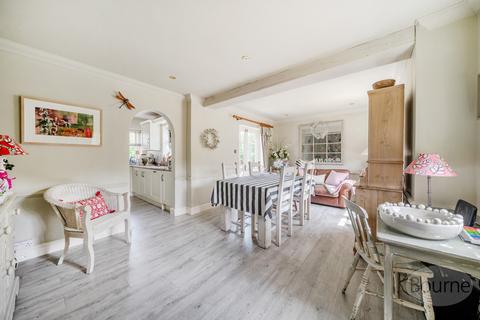 3 bedroom semi-detached house for sale, Boundstone Close, Wrecclesham, Farnham, Surrey, GU10