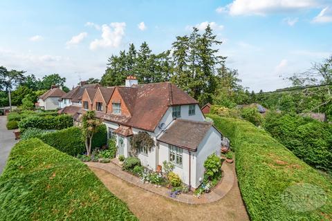 undefined, Boundstone Close, Wrecclesham, Farnham, Surrey, GU10