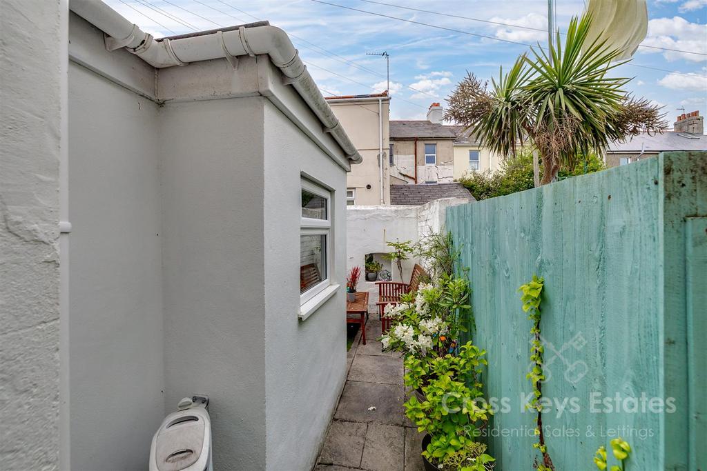 Courtyard Garden