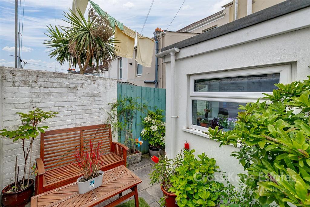 Courtyard Garden