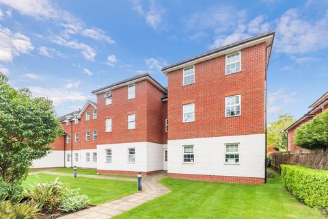 2 bedroom penthouse for sale, Hanover Court, 37 Chesham Road, Amersham, Buckinghamshire, HP6
