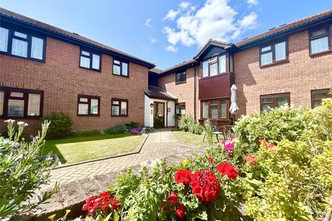 2 bedroom flat for sale, Bowes Close, Sidcup, DA15