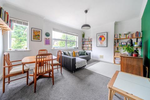 2 bedroom flat for sale, Brownhill Road, London, SE6 1AT
