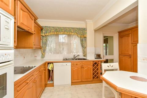 4 bedroom detached house for sale, Hempstead Road, Hempstead, Gillingham, Kent