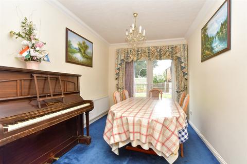 4 bedroom detached house for sale, Hempstead Road, Hempstead, Gillingham, Kent