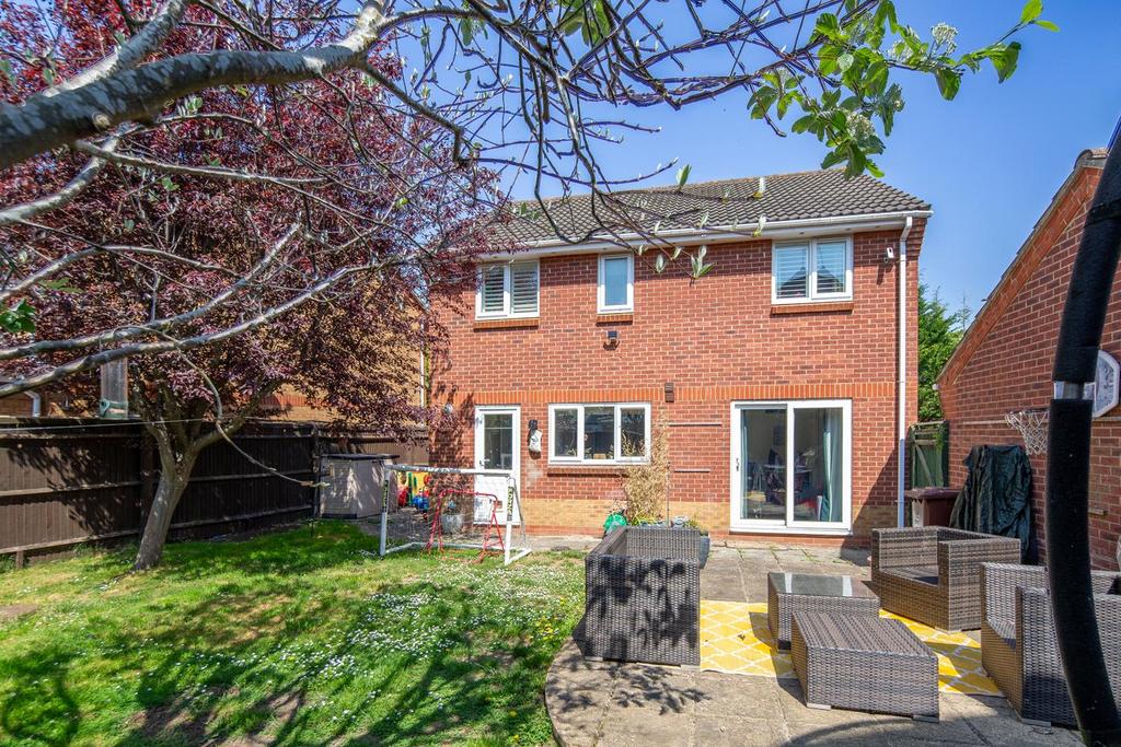 31-rear garden 4.jpg